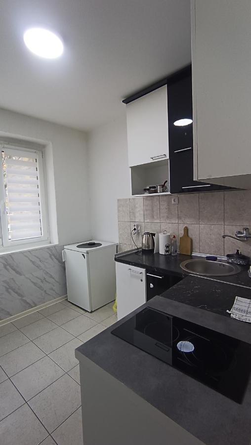 Savska - Apartment Sajmiste Ngoại thất bức ảnh